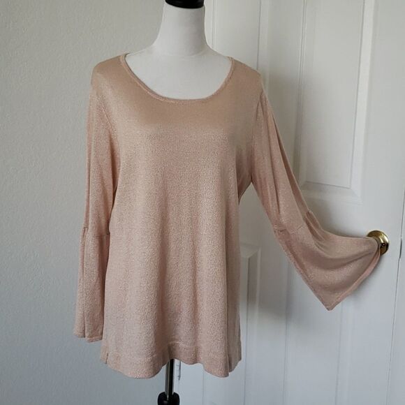 Calvin Klein Top   - Picture 1 of 16